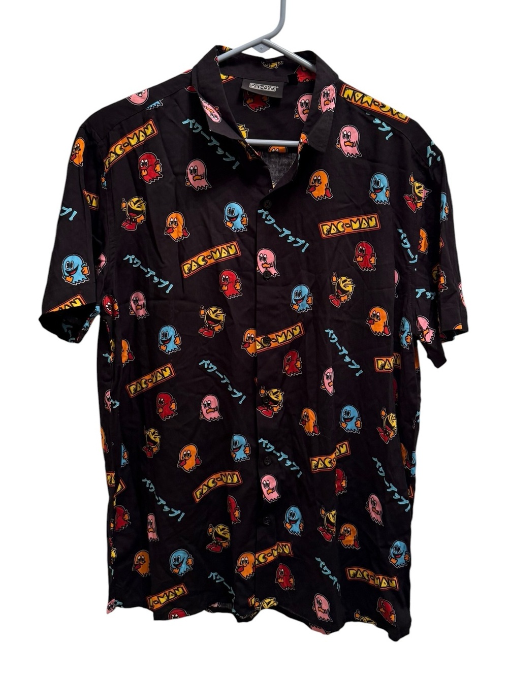 NWOT Pac-Man Black Short Sleeve Button-Up Shirt - Size Large